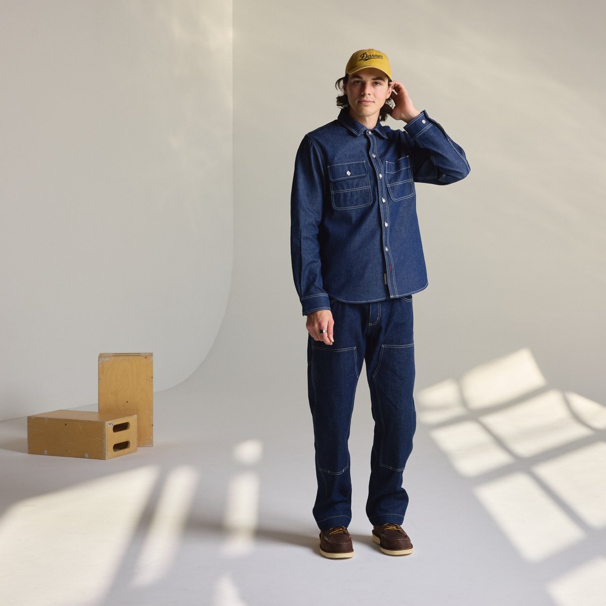 Larch Mt Denim Shirt Dark Wash Indigo / Danner