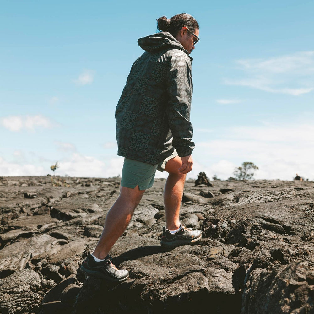 Sig Zane X Danner ʻŌnini Windbreaker Black/Green / Danner