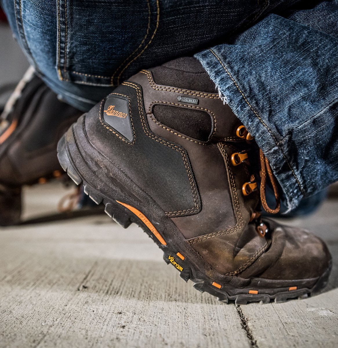 Vicious 4.5" Brown/Orange / Danner