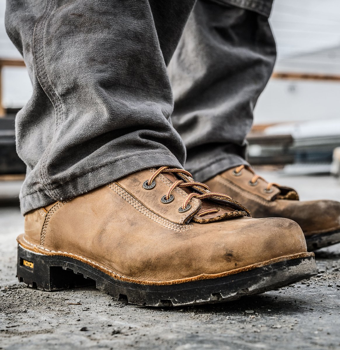 Quarry USA Distressed Brown Insulated 400G Composite Toe (NMT) / Danner