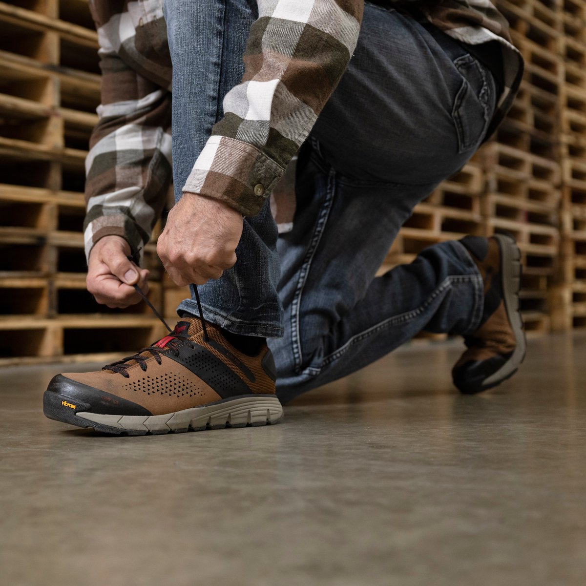 Lead Time Brown Composite Toe (NMT) / Danner