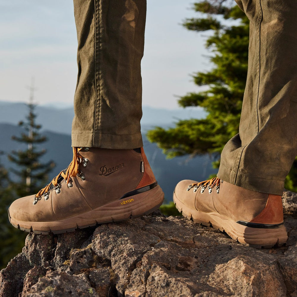 Mountain 600 Chocolate Chip/Golden Oak / Danner