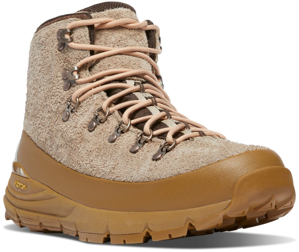 Mountain 600 ID Almond Butter / Danner