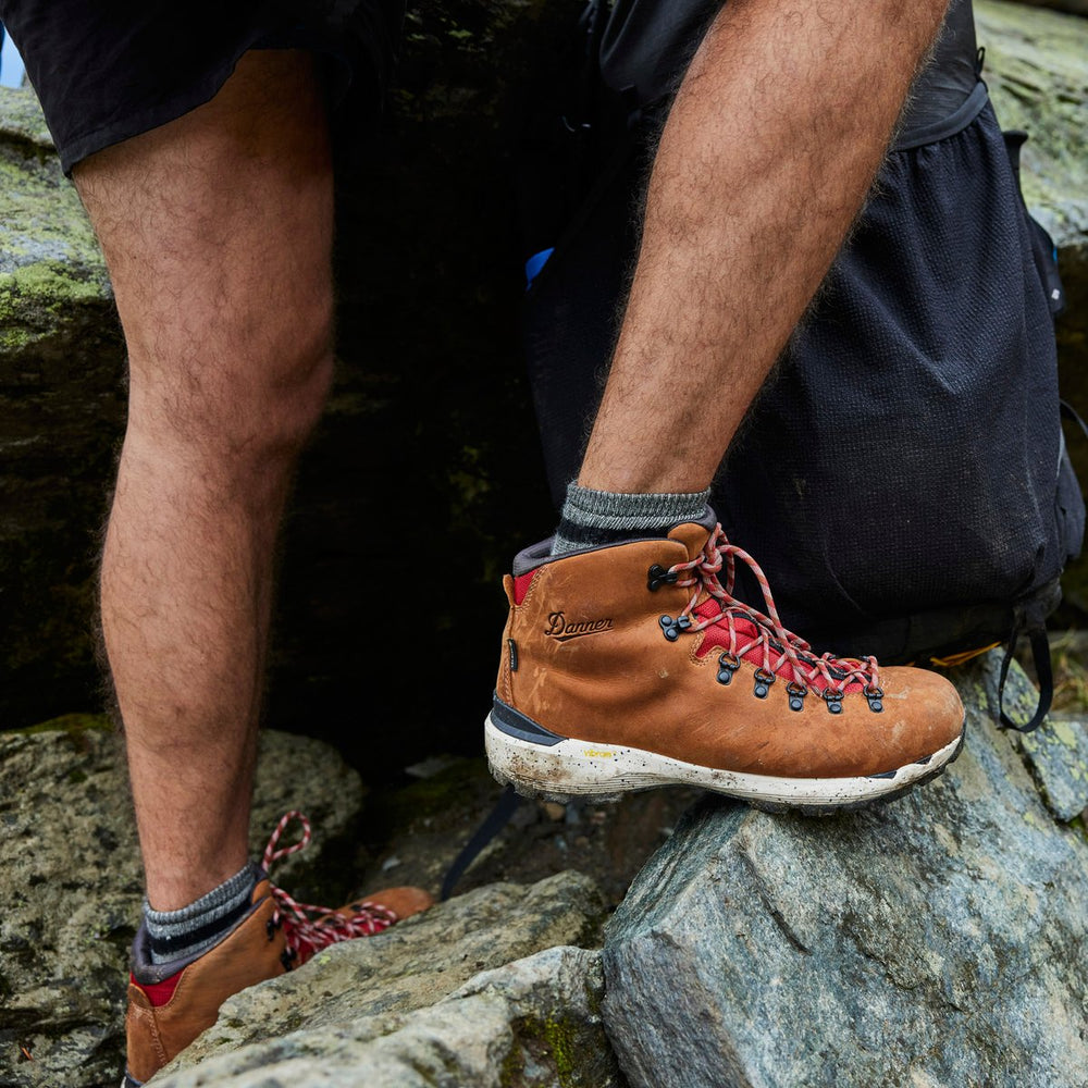Mountain 600 EVO Mocha Brown/Rhodo Red / Danner