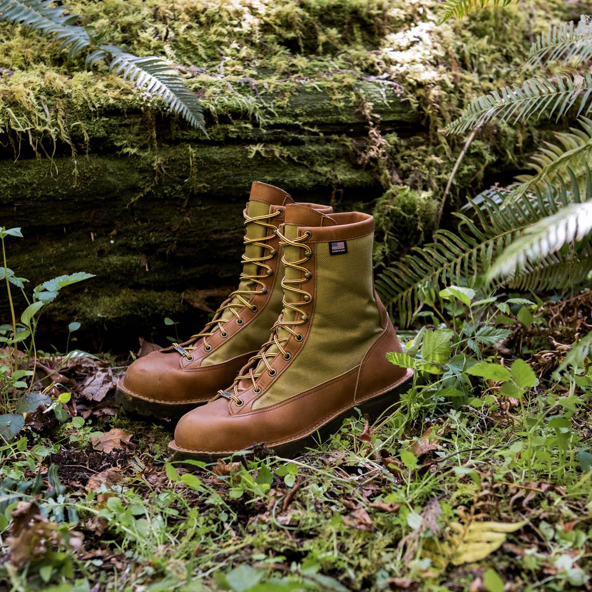 Danner Light Revival 8" Khaki / Danner