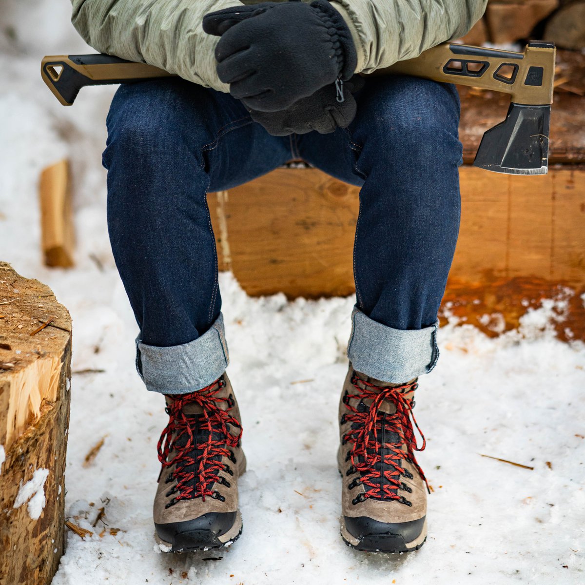 Arctic 600 Side-Zip Brown/Red Insulated 200G / Danner