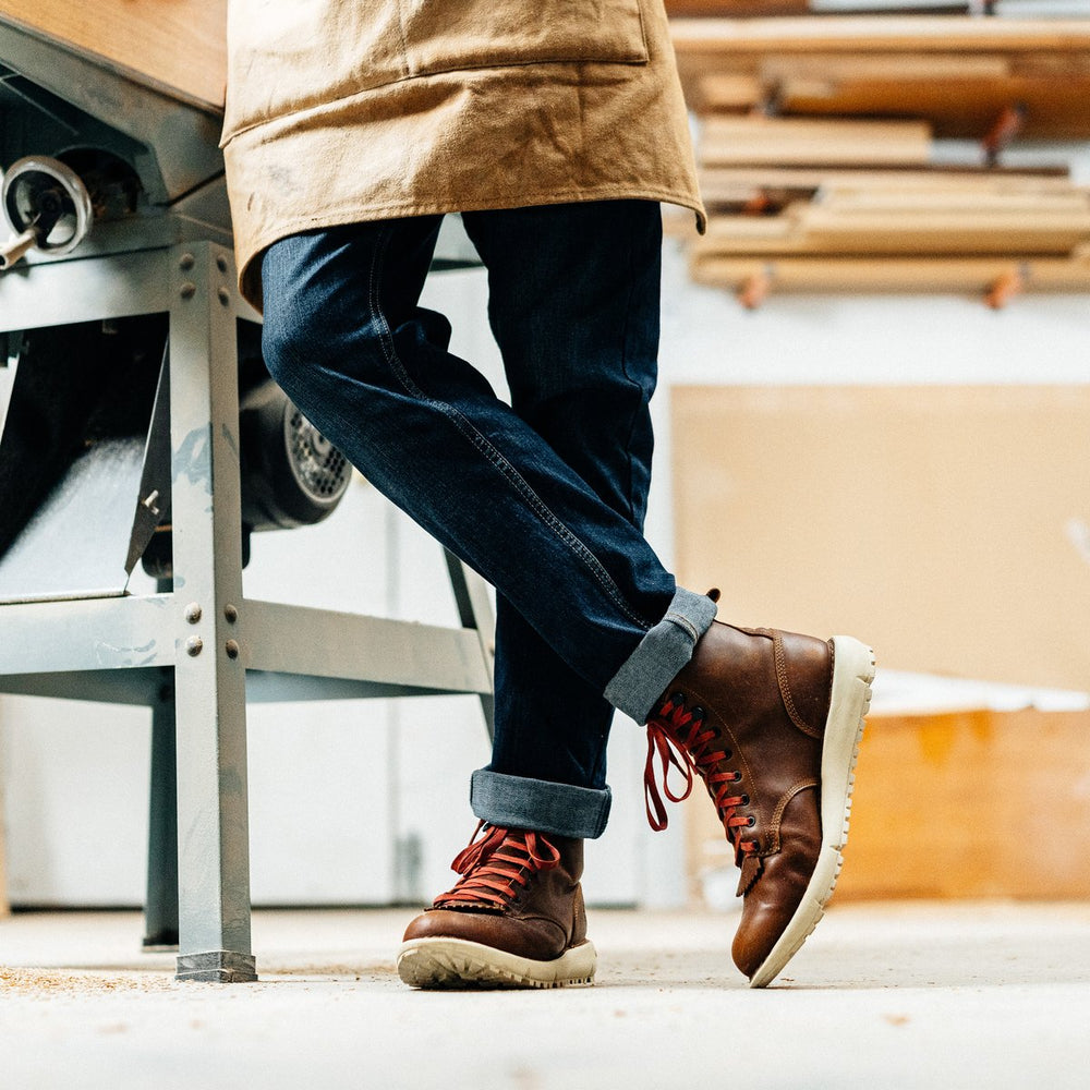 Logger 917 GTX Monk's Robe / Danner