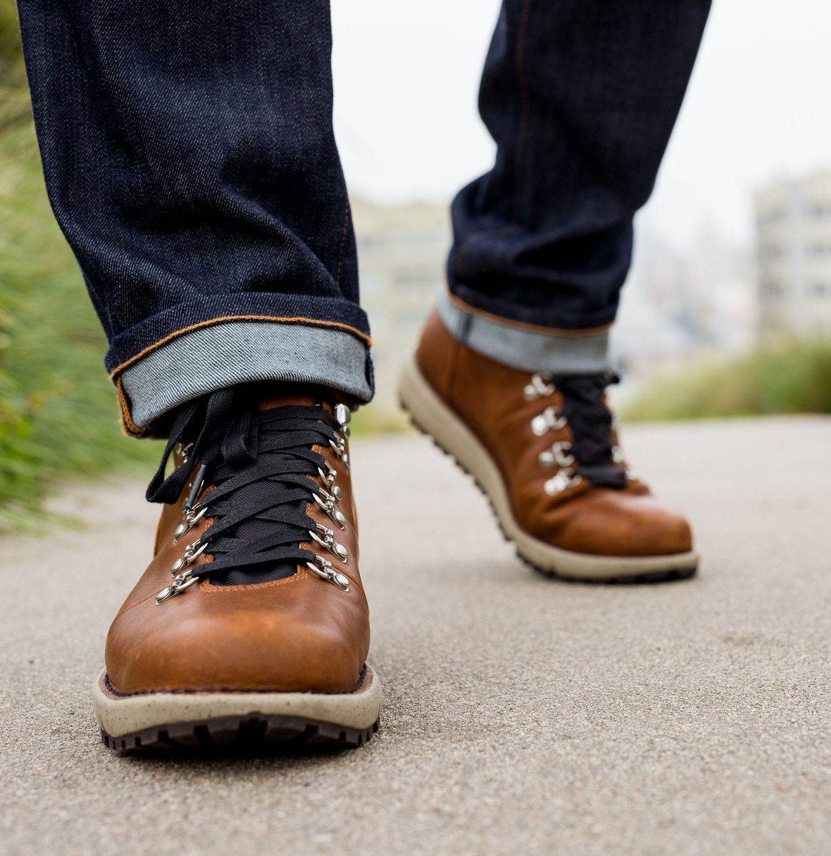 Vertigo 917 Light Brown / Danner