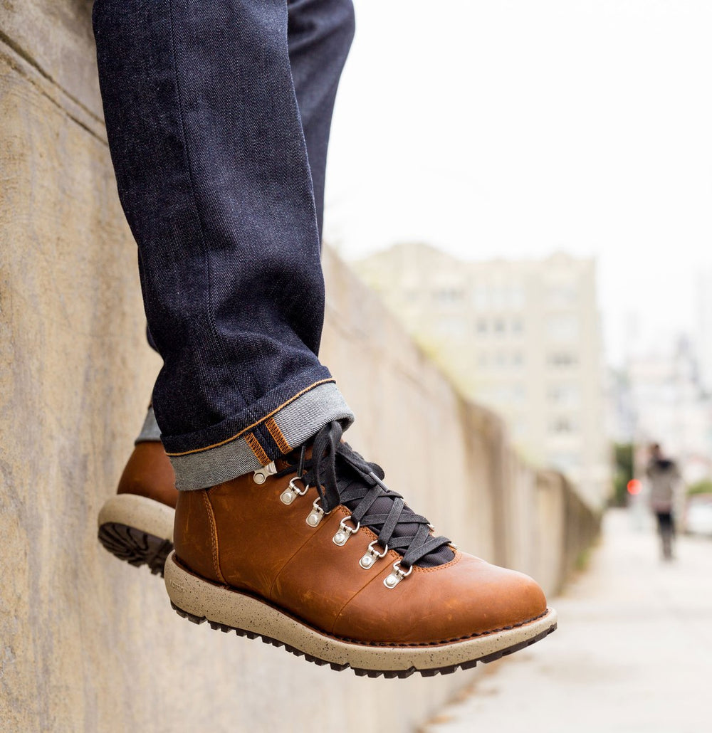 Vertigo 917 Light Brown / Danner