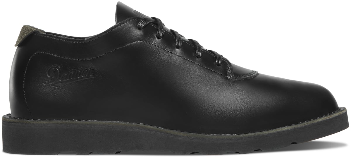 Cavalier Black / Danner