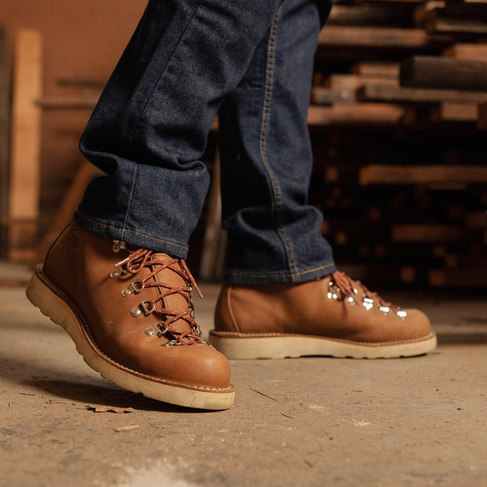 Mountain Light Kenton / Danner