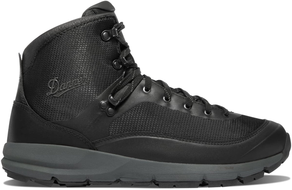 Traverser 600 Black / Danner