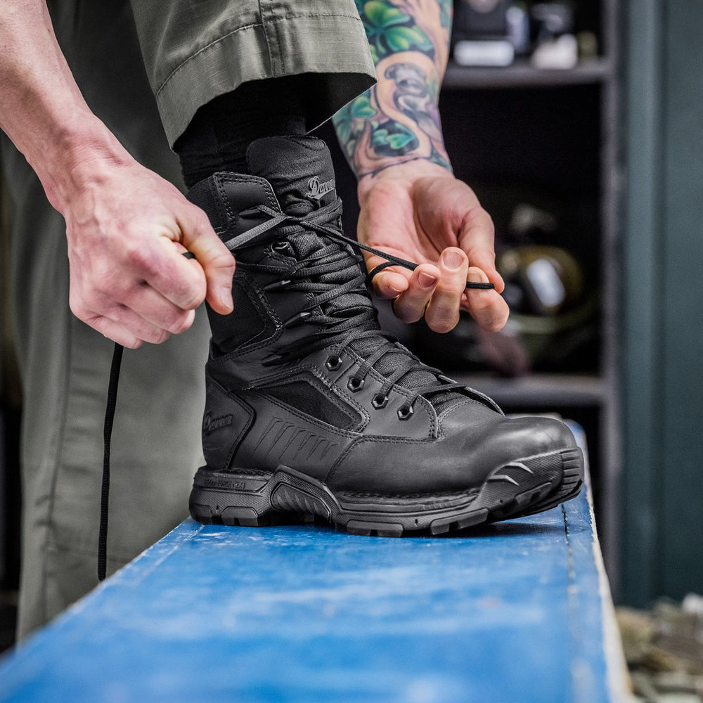 Striker Bolt 8" Black / Danner