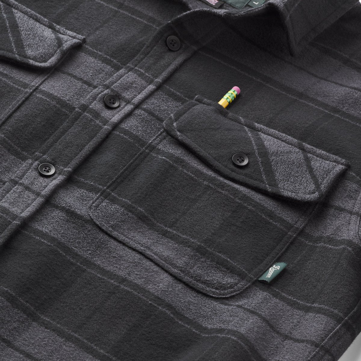 Cedar Mill Cotton Flannel Shirt  Black Plaid / Danner