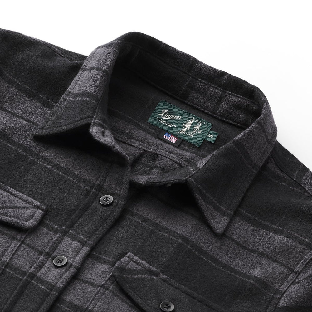 Sauvie Cotton Flannel Shirt  Black Plaid / Danner
