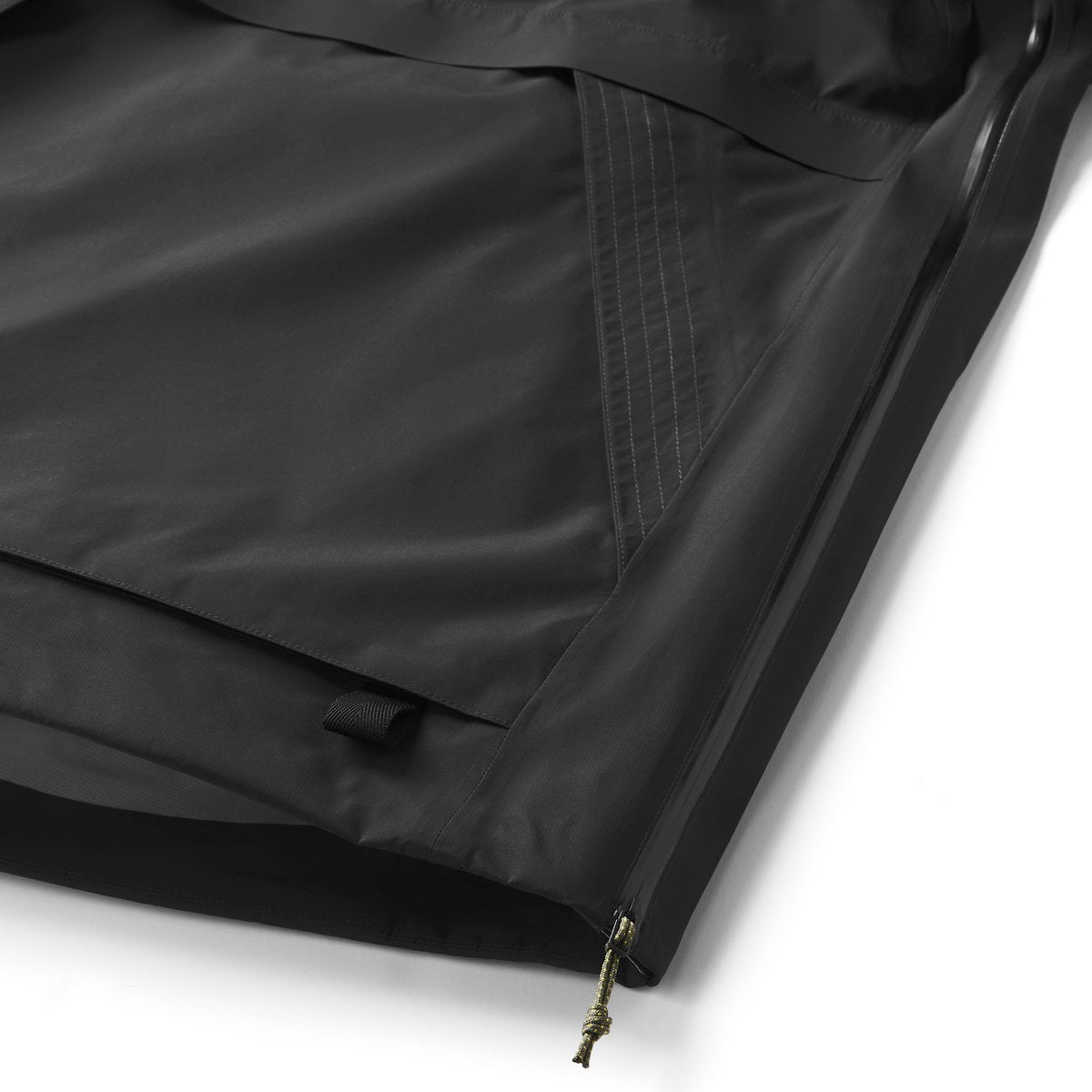 Cascade Crest Packable GTX Jacket Black / Danner