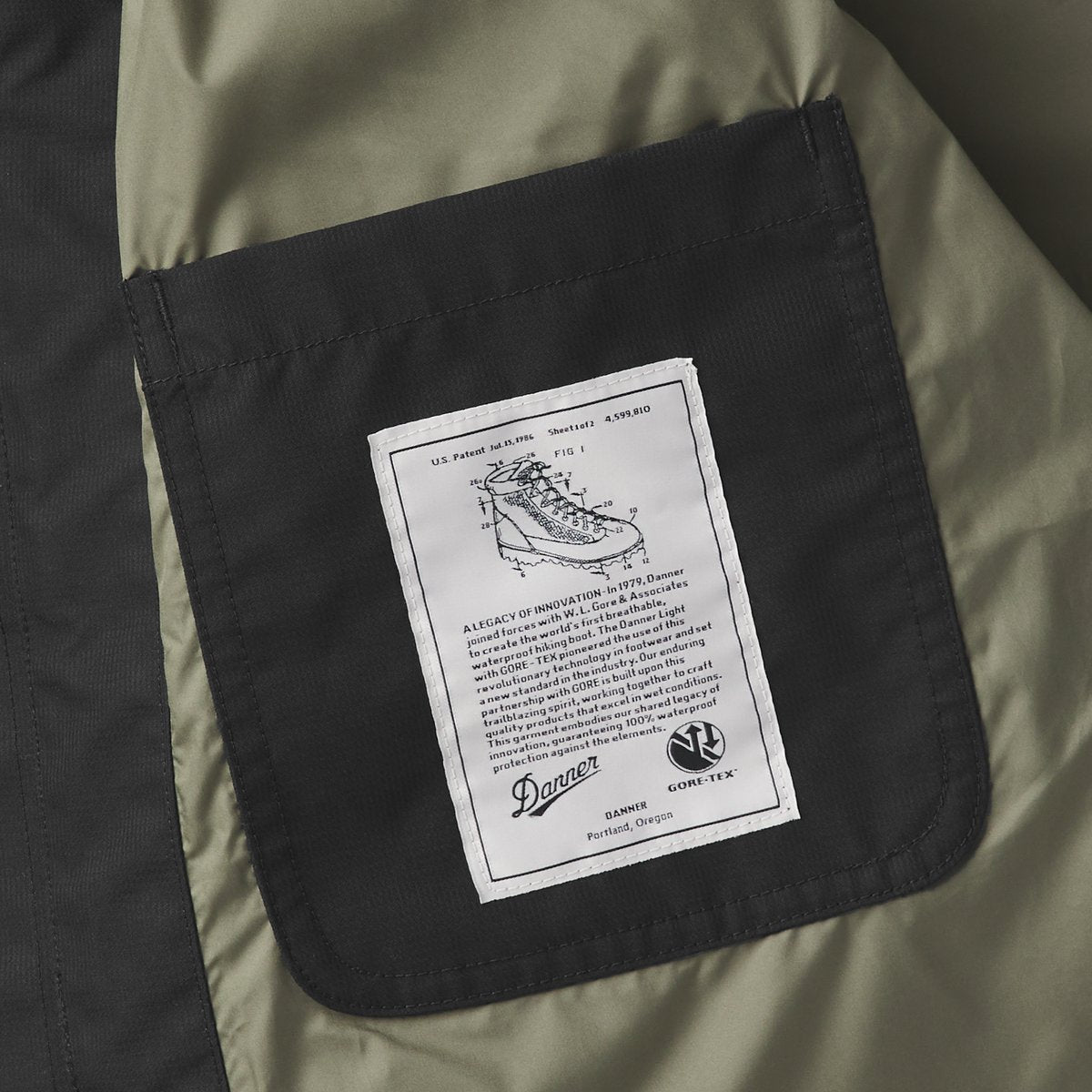 Woodsman GTX Jacket Black / Danner