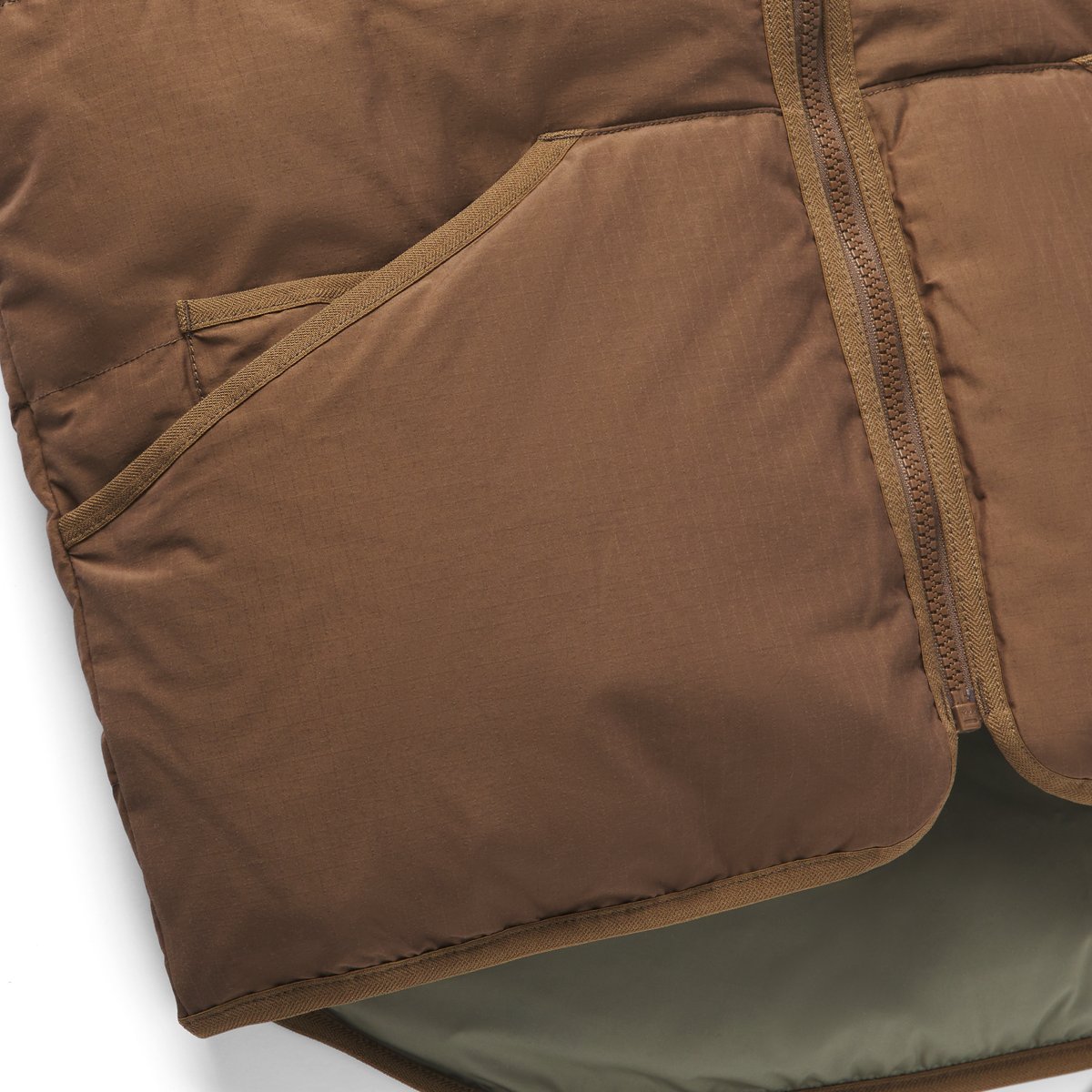 Zigzag Down Vest Dark Earth / Danner