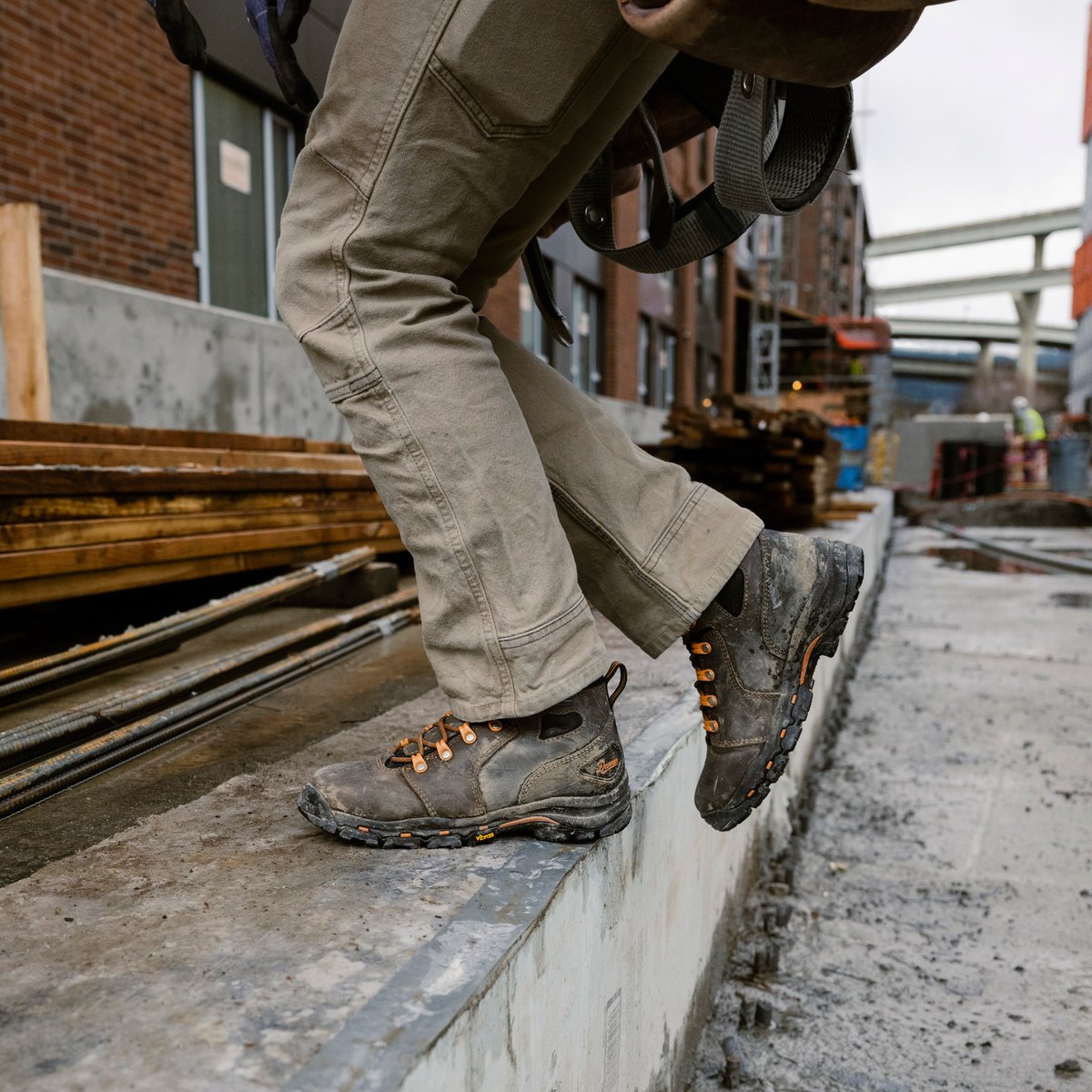 Vicious 4" Brown/Orange Composite Toe (NMT) / Danner