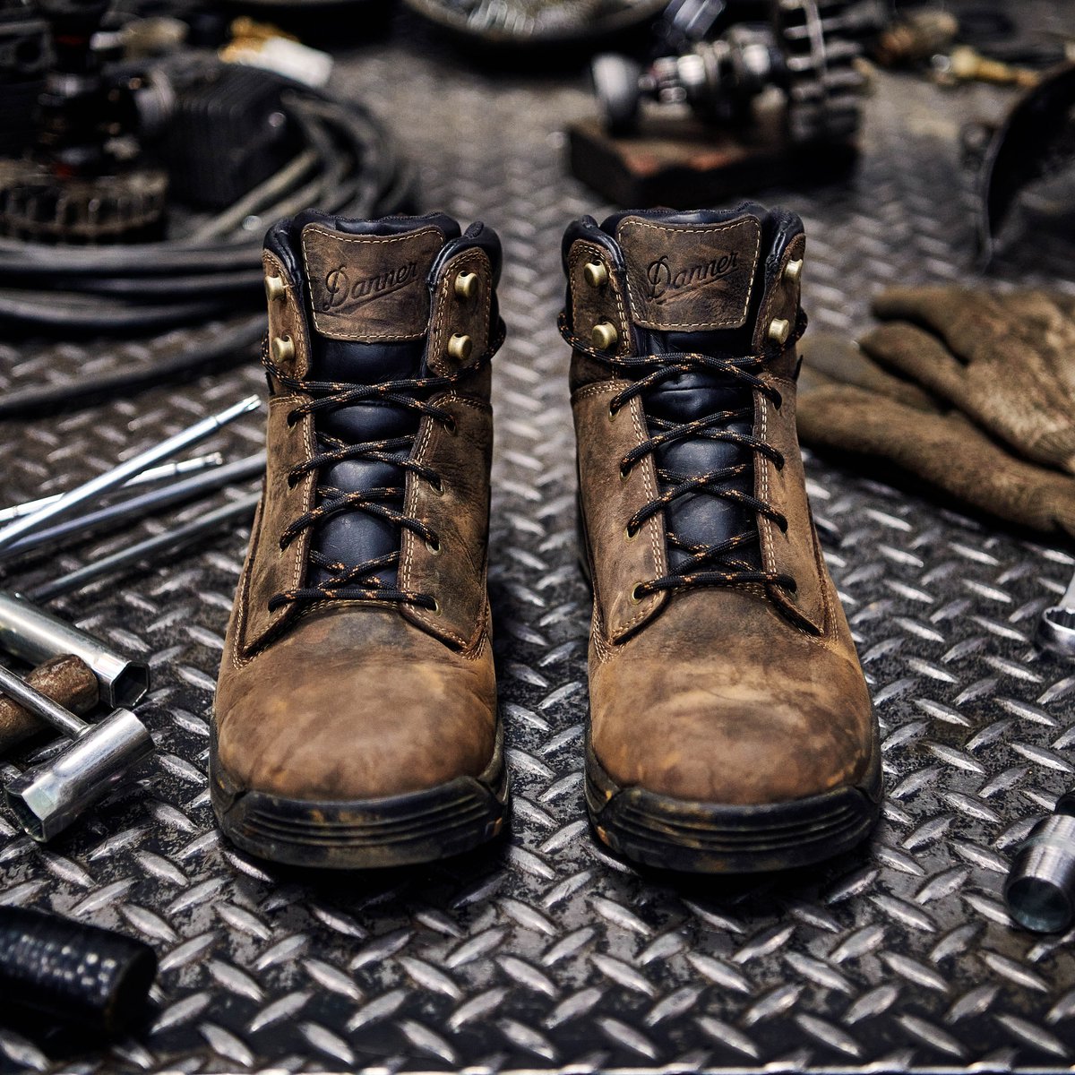 Caliper 5" Brown Aluminum Toe / Danner