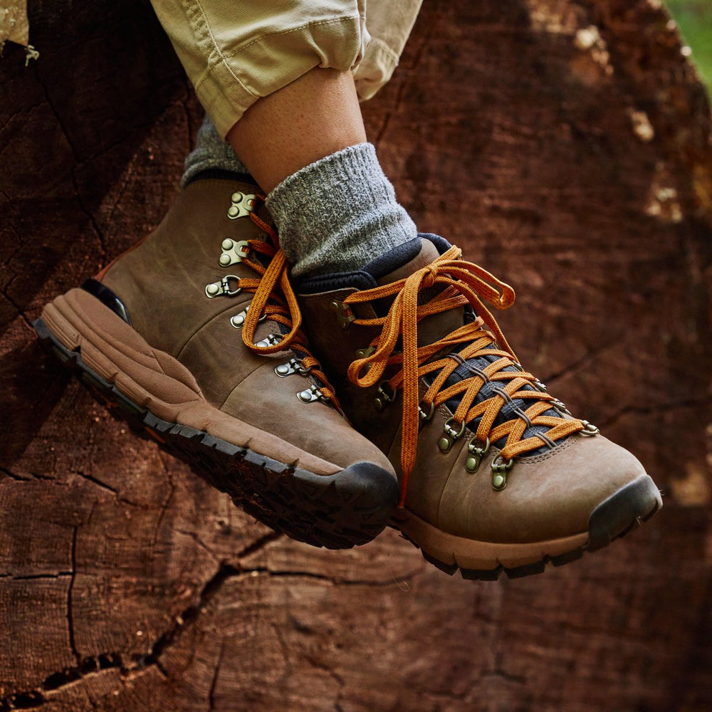 Mountain 600 Chocolate Chip/Golden Oak / Danner