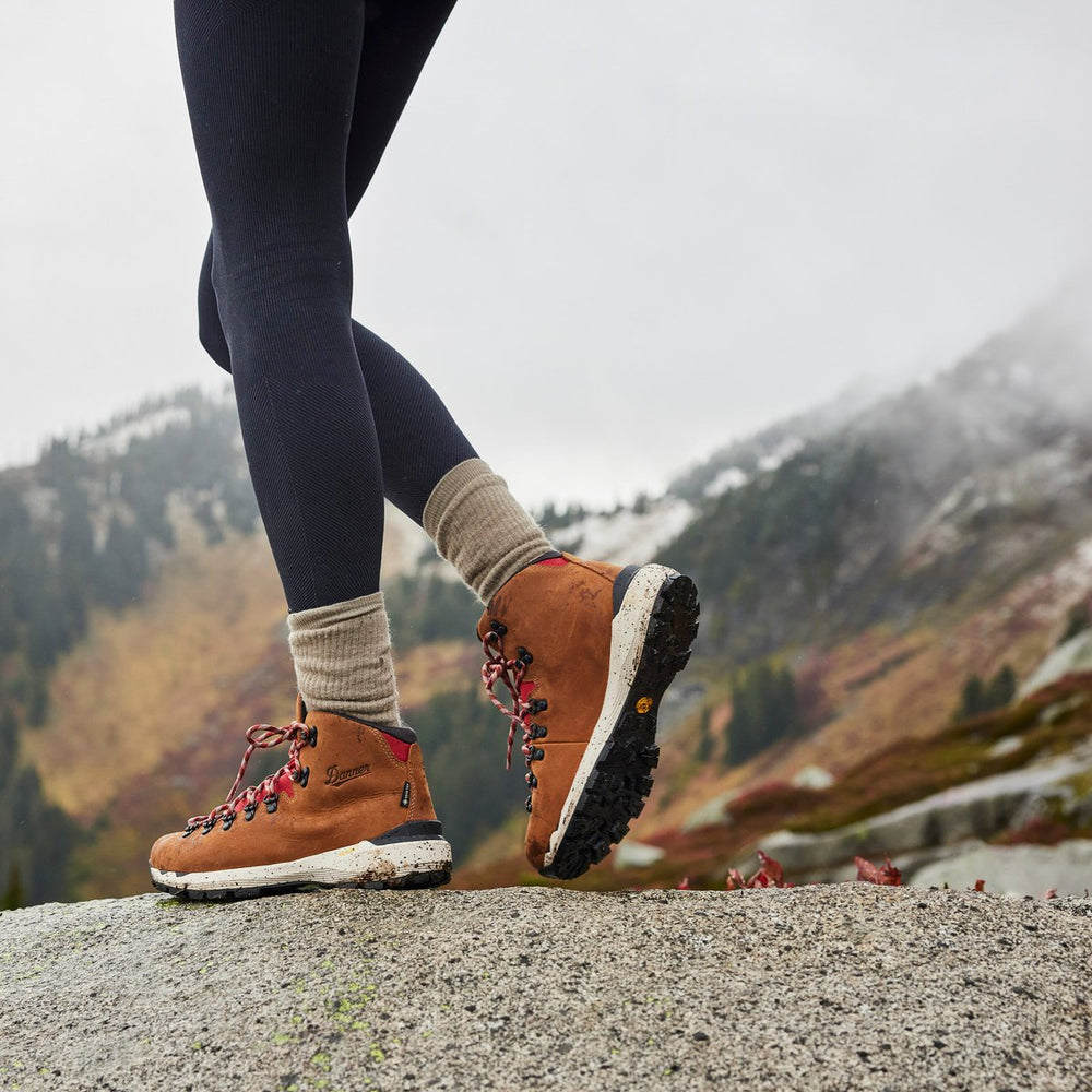 Mountain 600 EVO Mocha Brown/Rhodo Red / Danner