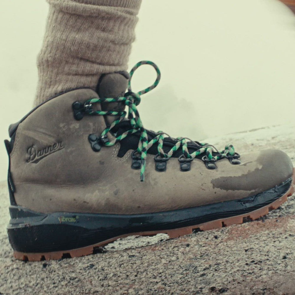 Mountain 600 EVO Mocha Brown/Rhodo Red / Danner