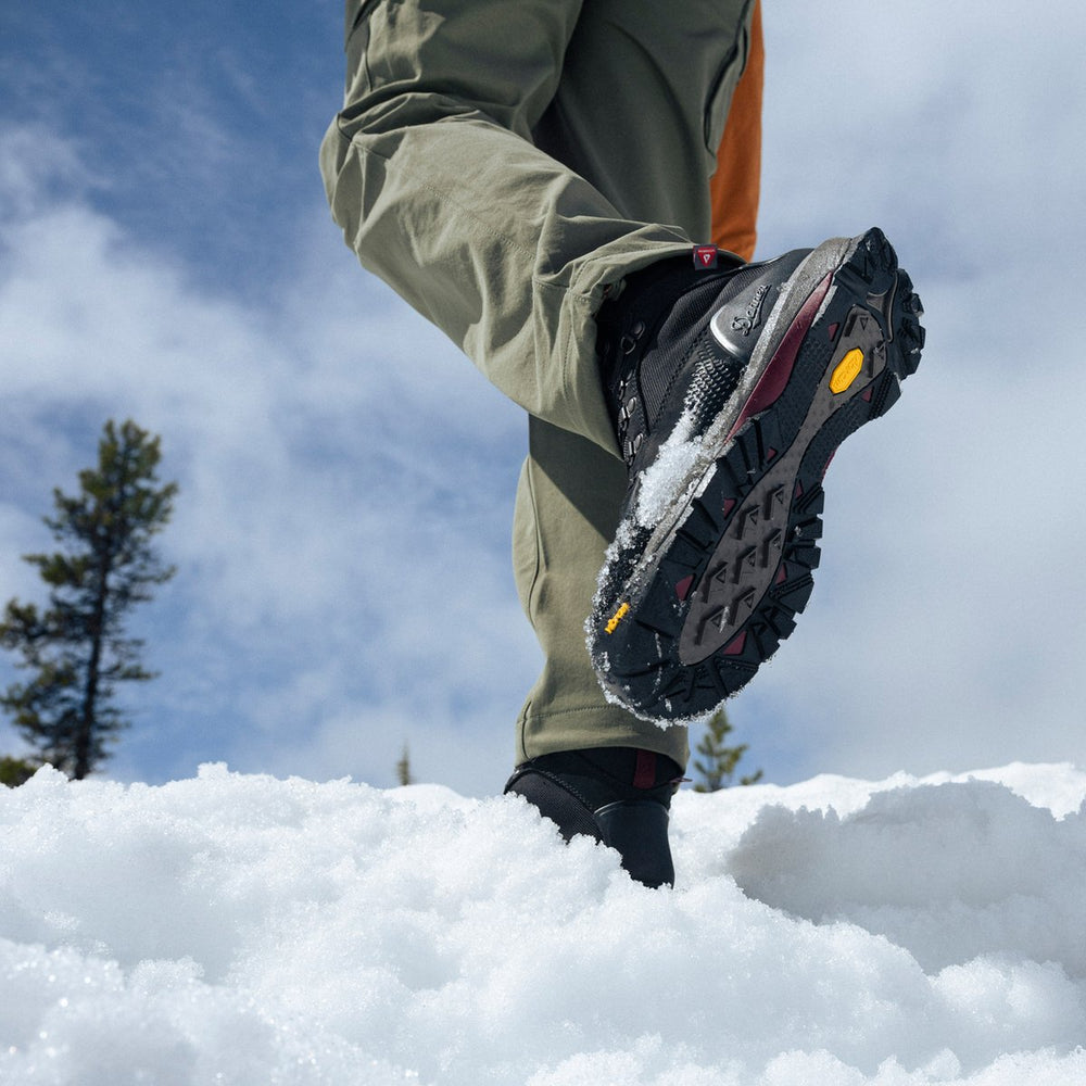 Inquire Winter Jet Black 200G / Danner