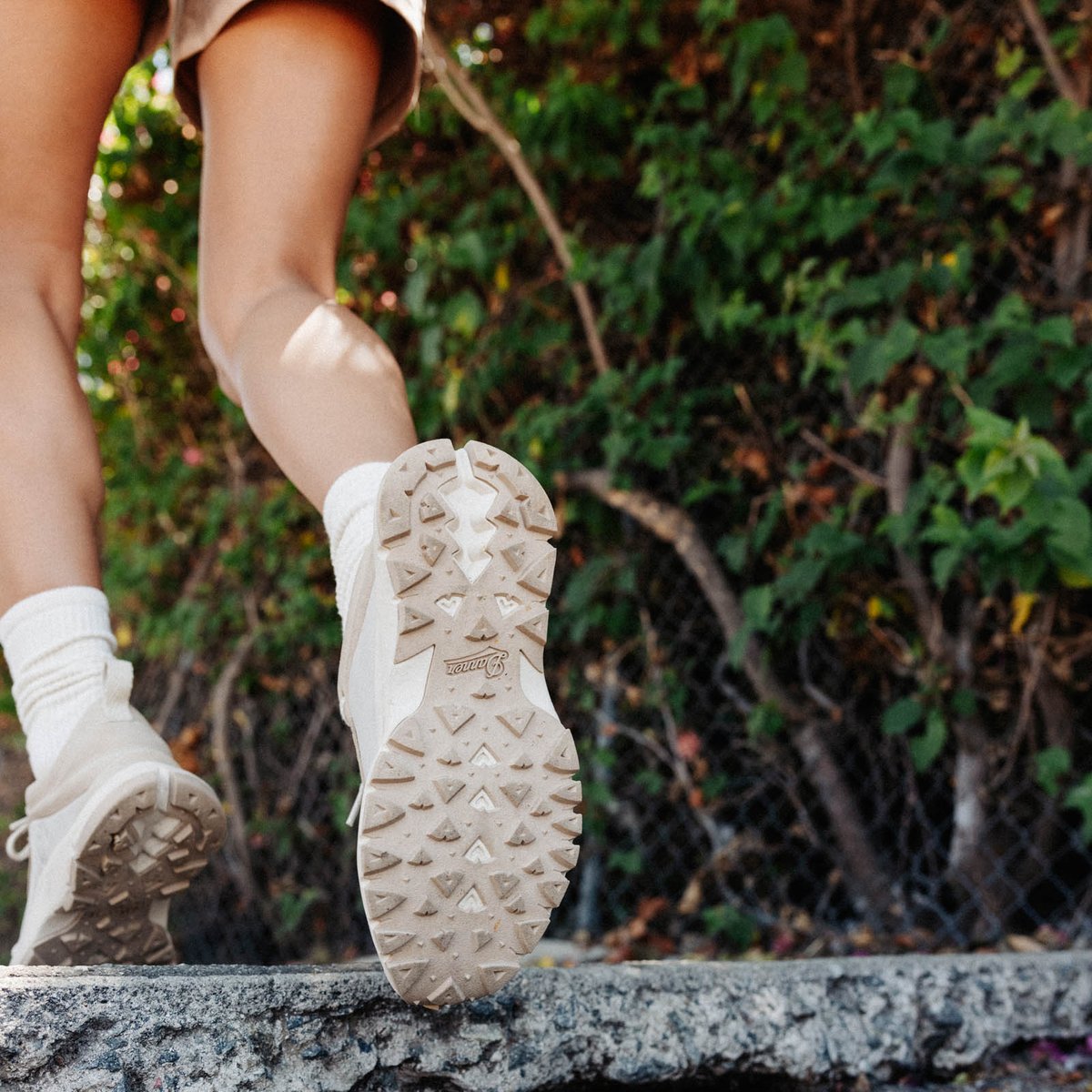 Trail Trainer Bleached Sand/Semolina / Danner