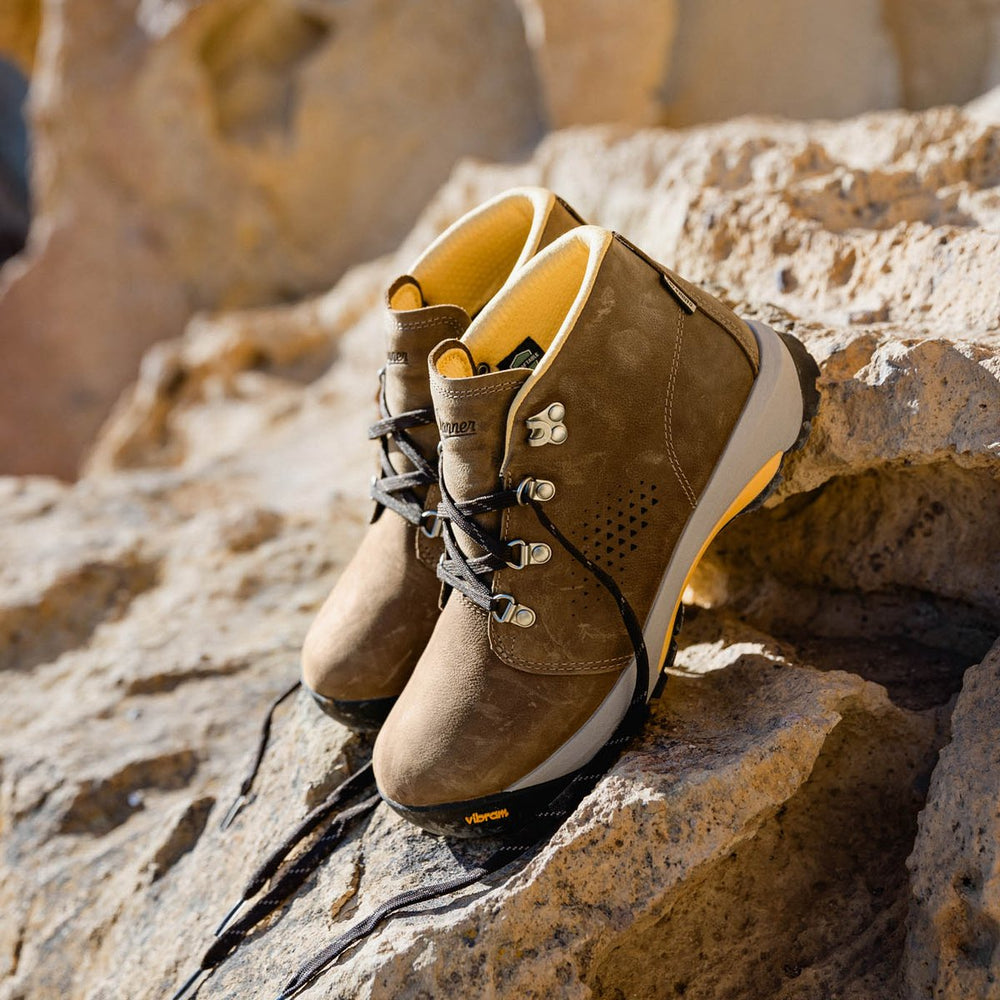 Inquire Chukka Kangaroo Brown/Coffee Bean / Danner