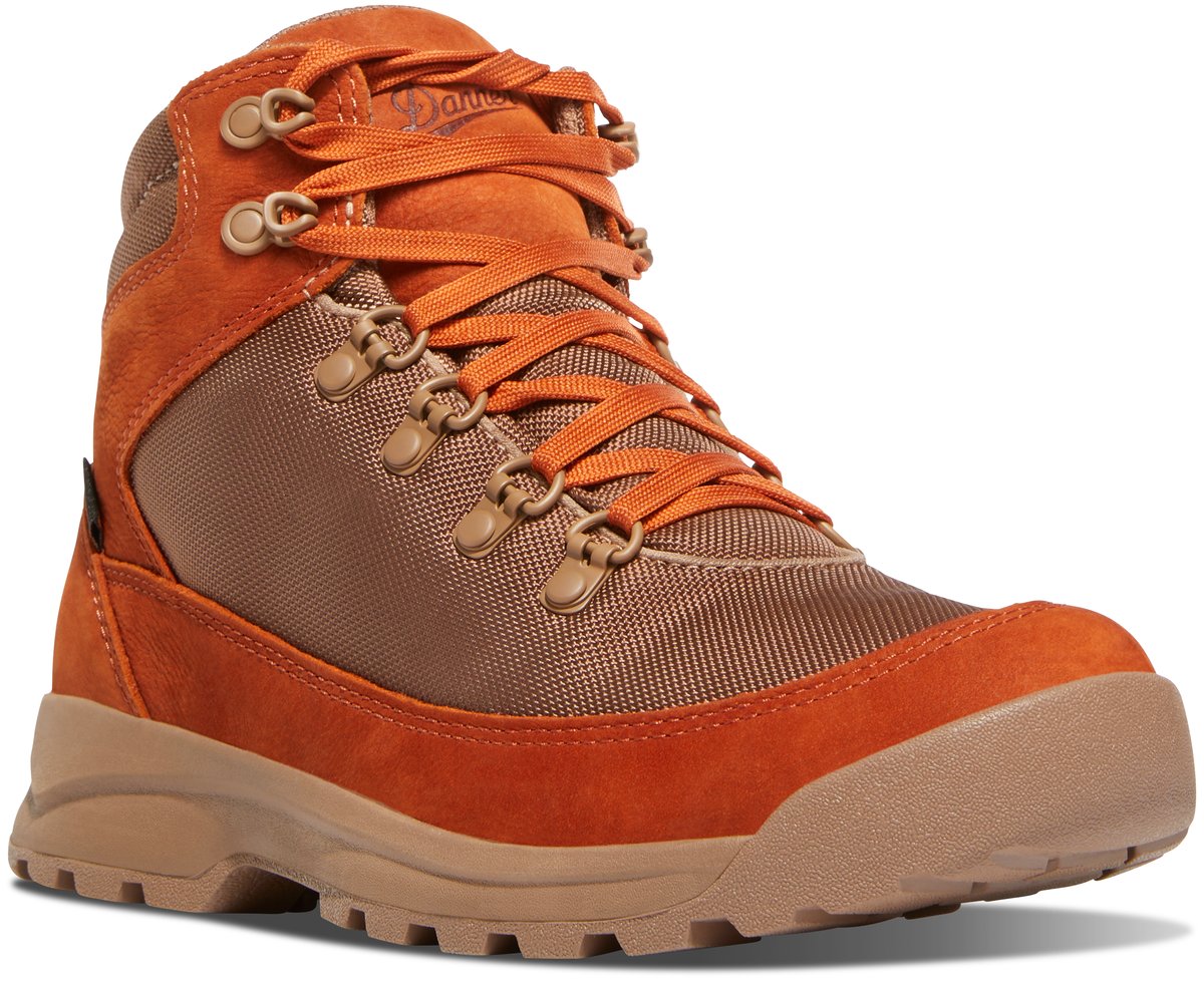 Adrika Clay / Danner