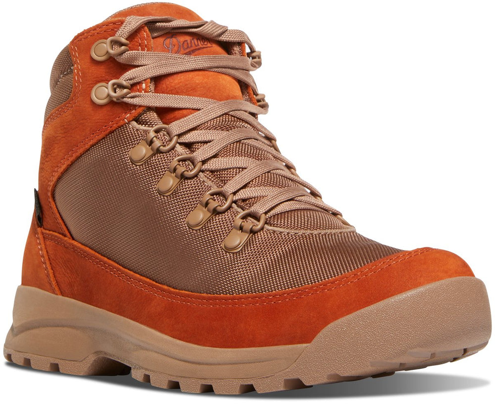 Adrika Clay / Danner