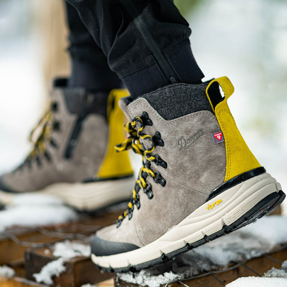 Arctic 600 Side-Zip Driftwood/Yellow Insulated 200G / Danner