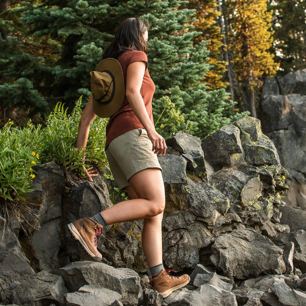Adrika Sienna / Danner