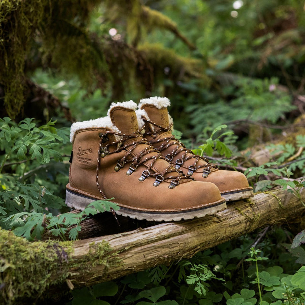 Mountain Pass Shearling Sierra 200G / Danner