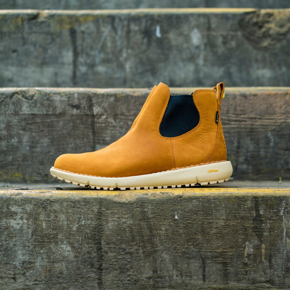 Tramline Chelsea 917 GTX Roasted Pecan / Danner
