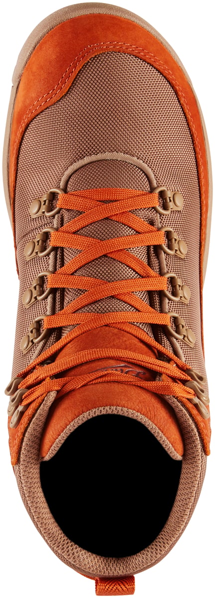 Adrika Clay / Danner