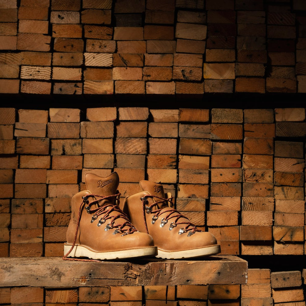 Mountain Light Kenton / Danner